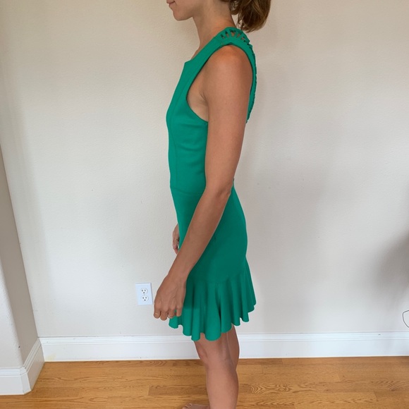 Never worn green dress from Brazilian brand - Picture 2 of 4
